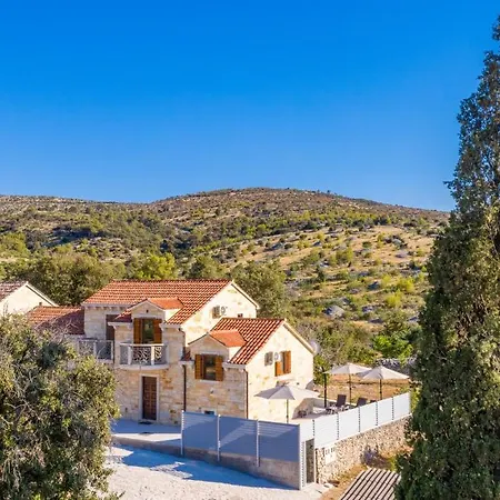 Villa Izabela With Private Pool And Beautiful View Dračevica Exterior foto