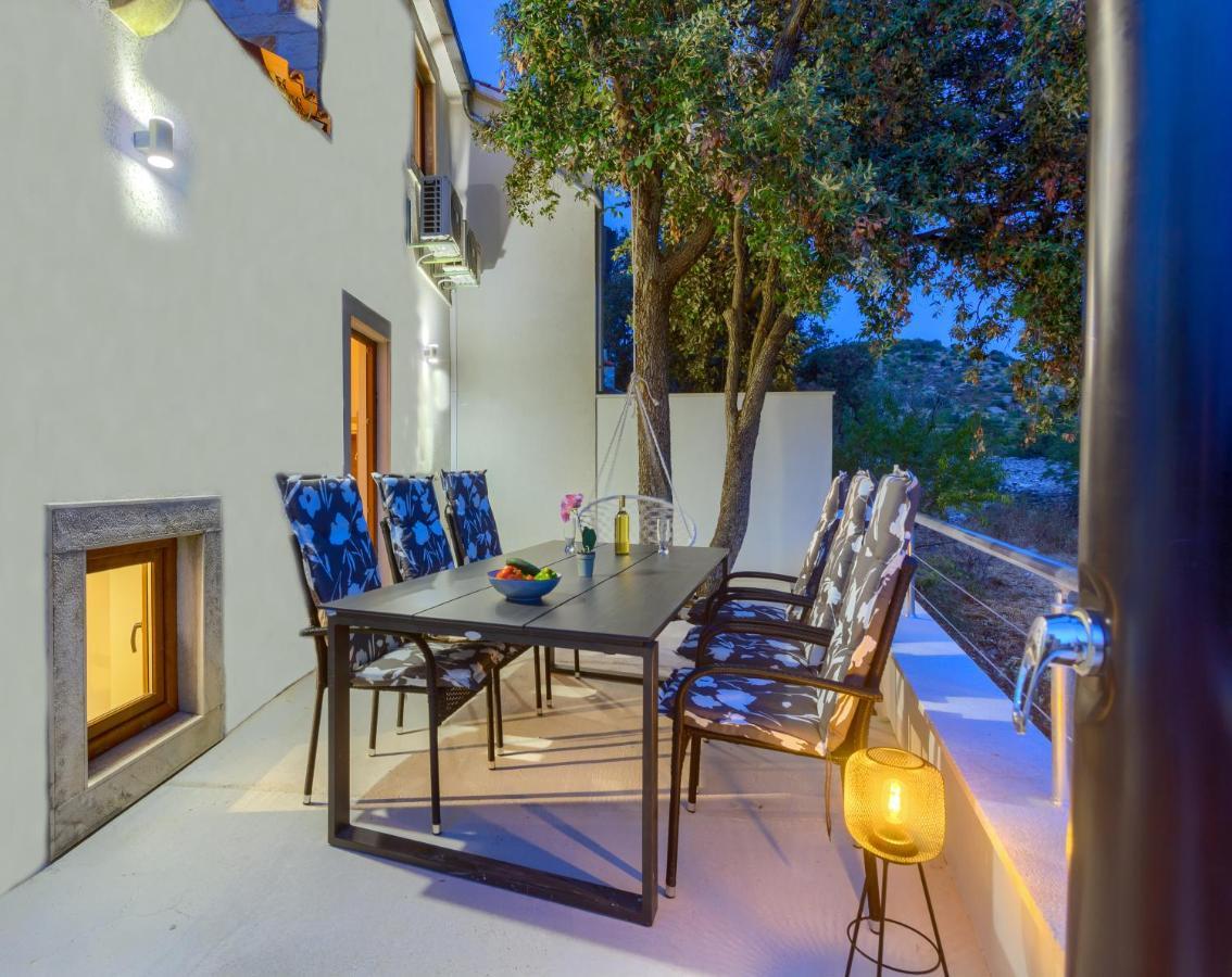 Izabela With Private Pool And Beautiful View *
